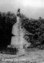 Památník v Černotíně