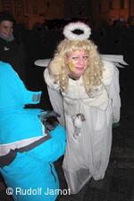 * Z DĚNÍ VE MĚSTĚ